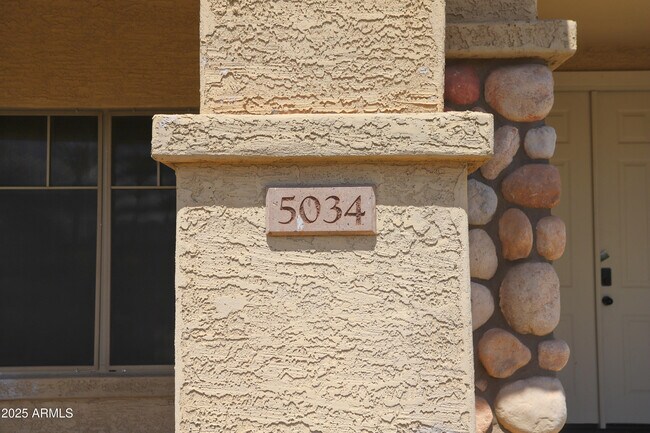5034 W St Kateri Dr Phoenix, AZ 85339 photo 4