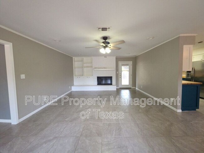 306 S 7th St photo 4
