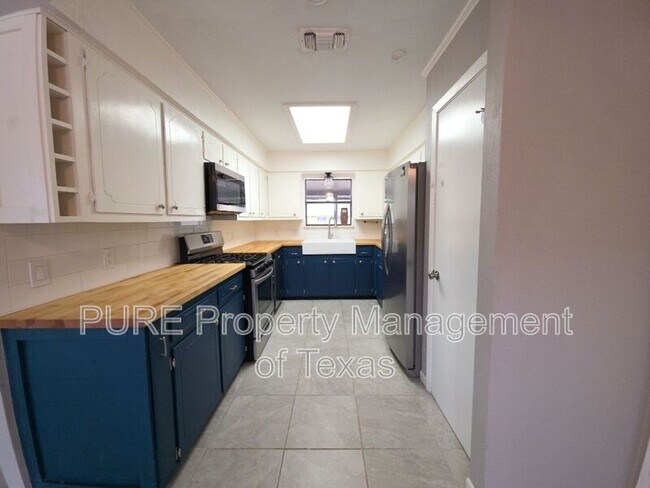 306 S 7th St photo 5