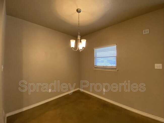 1559 Vani Ct Belton, TX 76513 photo 4