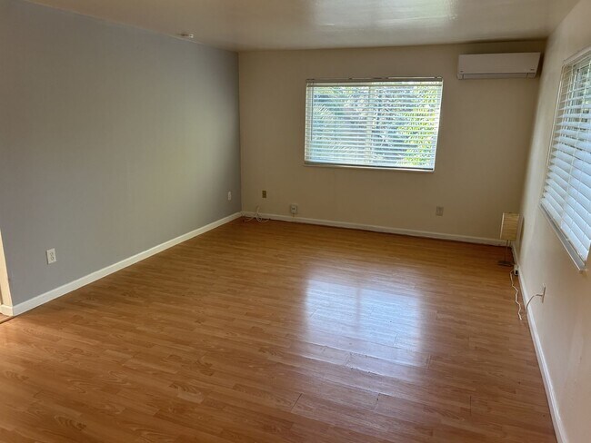 114 Carolina St Vallejo, CA 94590 photo 3