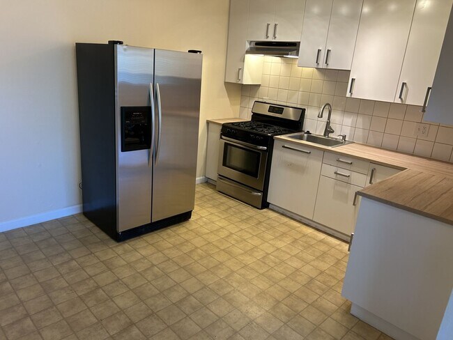 114 Carolina St Vallejo, CA 94590 photo 5