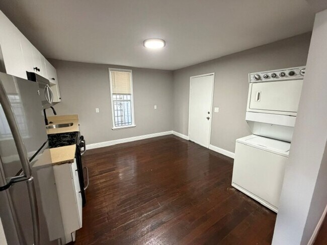 1115 Willow St Oakland, CA 94607 photo 5