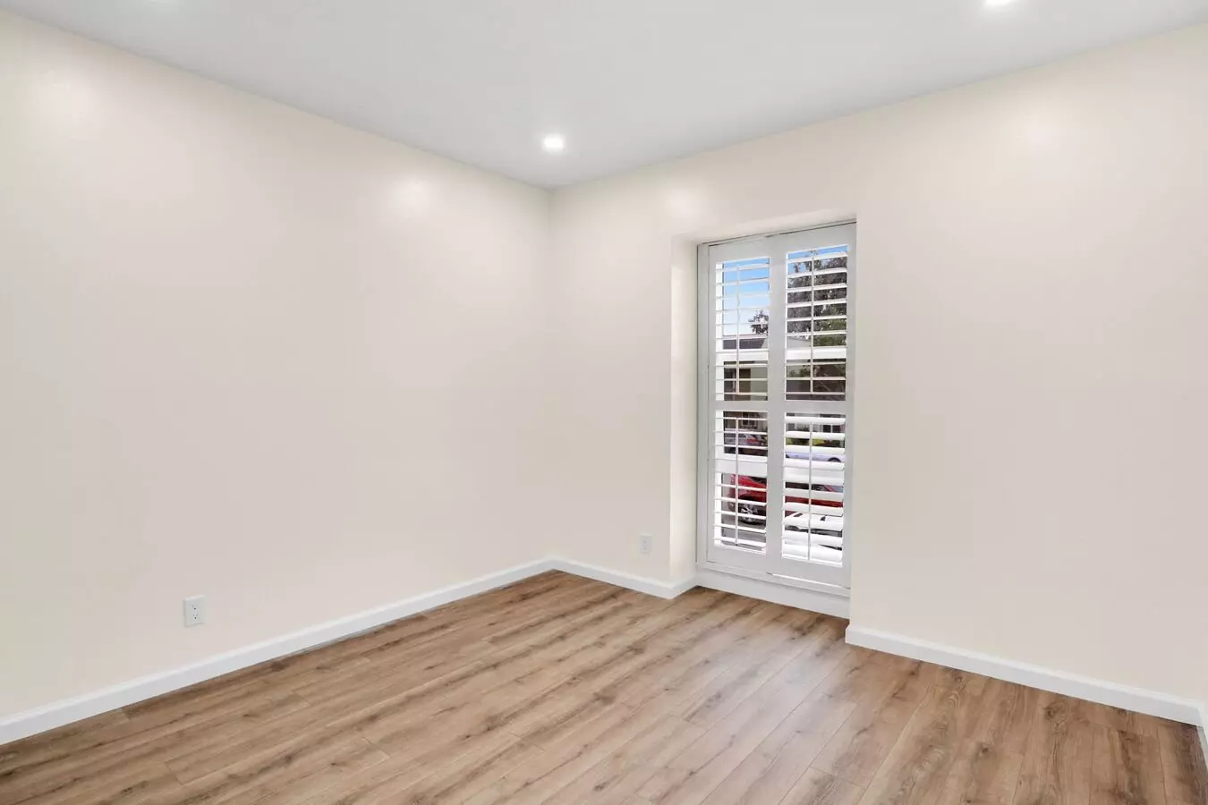 1022 Verdemar Dr photo 5