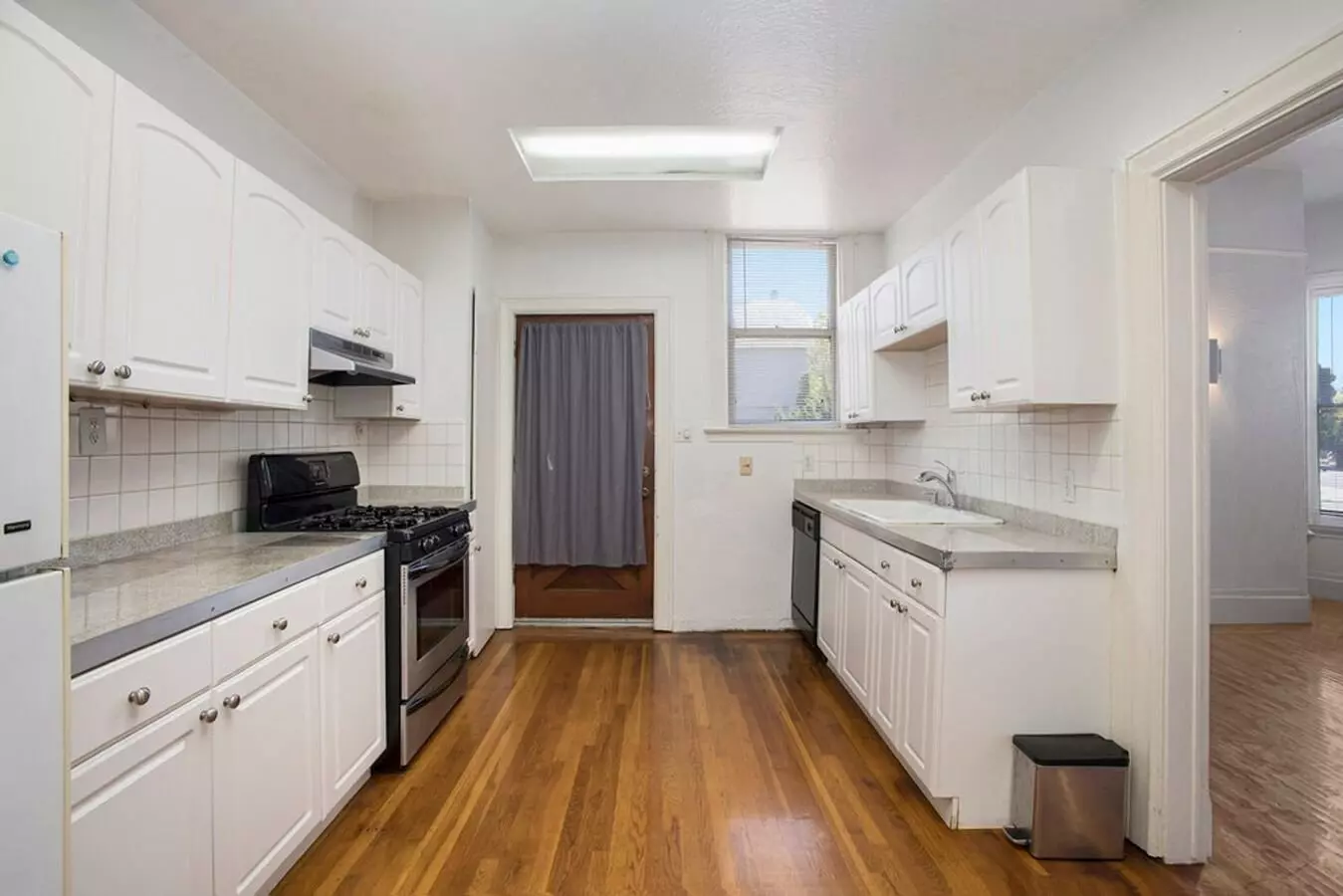 1401 Sherman St. - 1 Bedroom | 1 Bath | Lower Unit photo 2