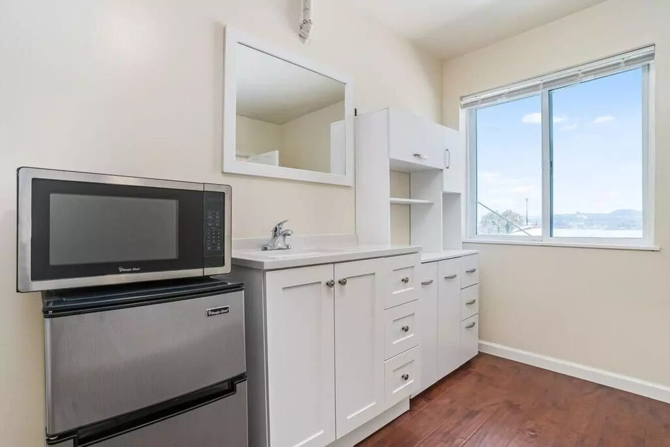 1715 Park St #6 | 1 Single Room Occupancy photo 2