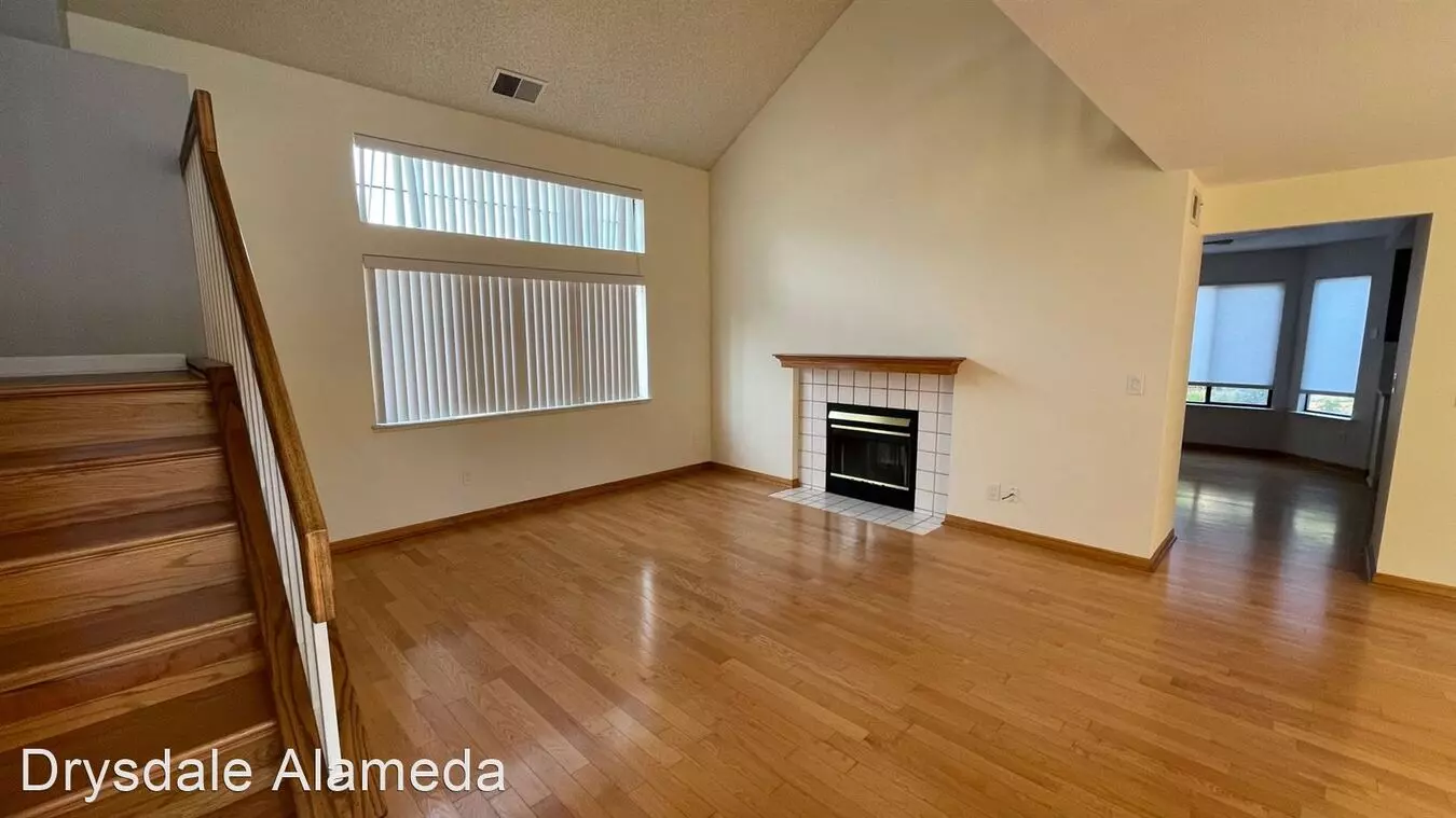 18 Sath Court, Alameda, CA 94502 photo 2