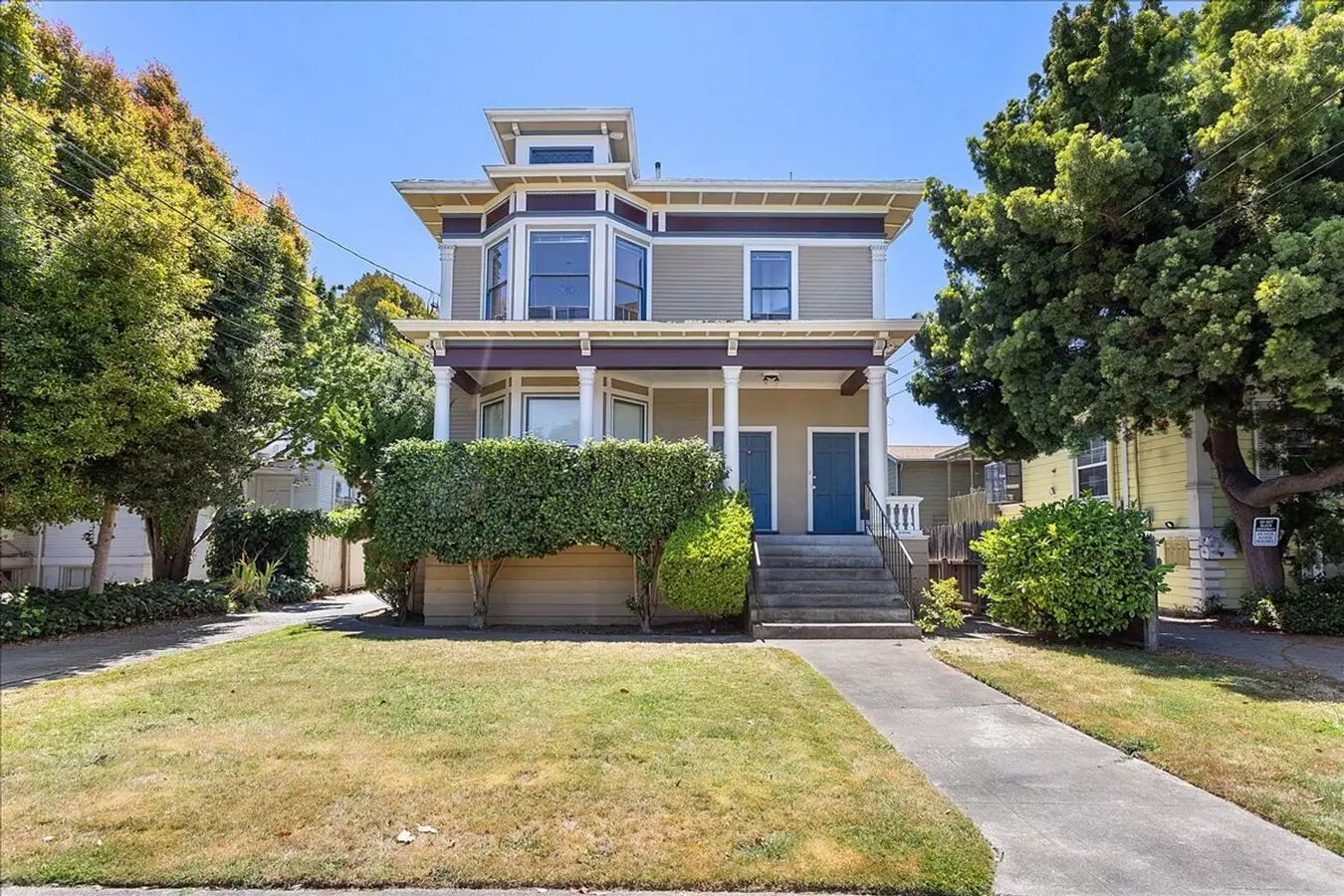 2116 Clinton Ave - LU photo 2