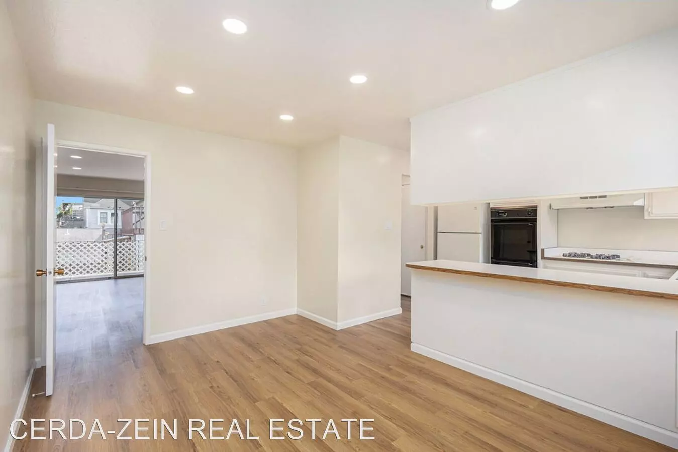 ENCINAL AVE 2133 photo 5