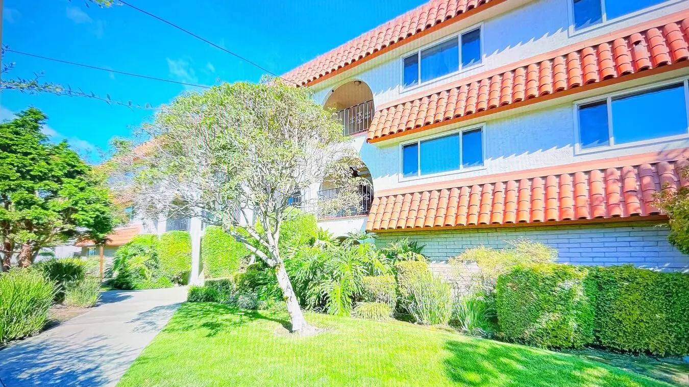 2133 Santa Clara Ave #217 - 30% Rental Fee photo 4