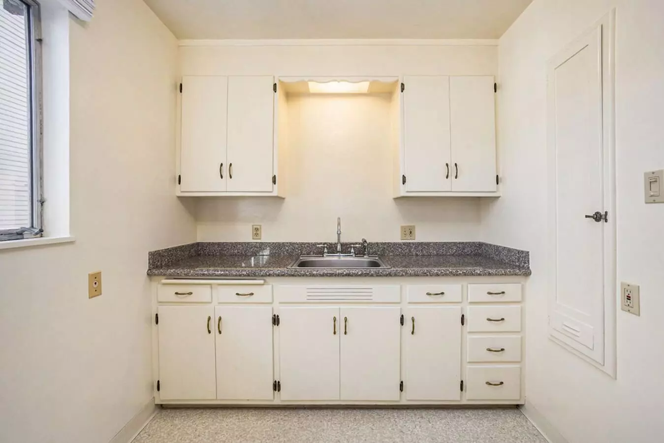 2145 Santa Clara Ave #f photo 2