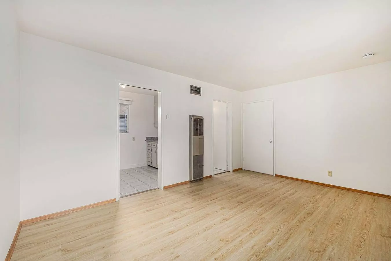 2145 Santa Clara Ave #h photo 3