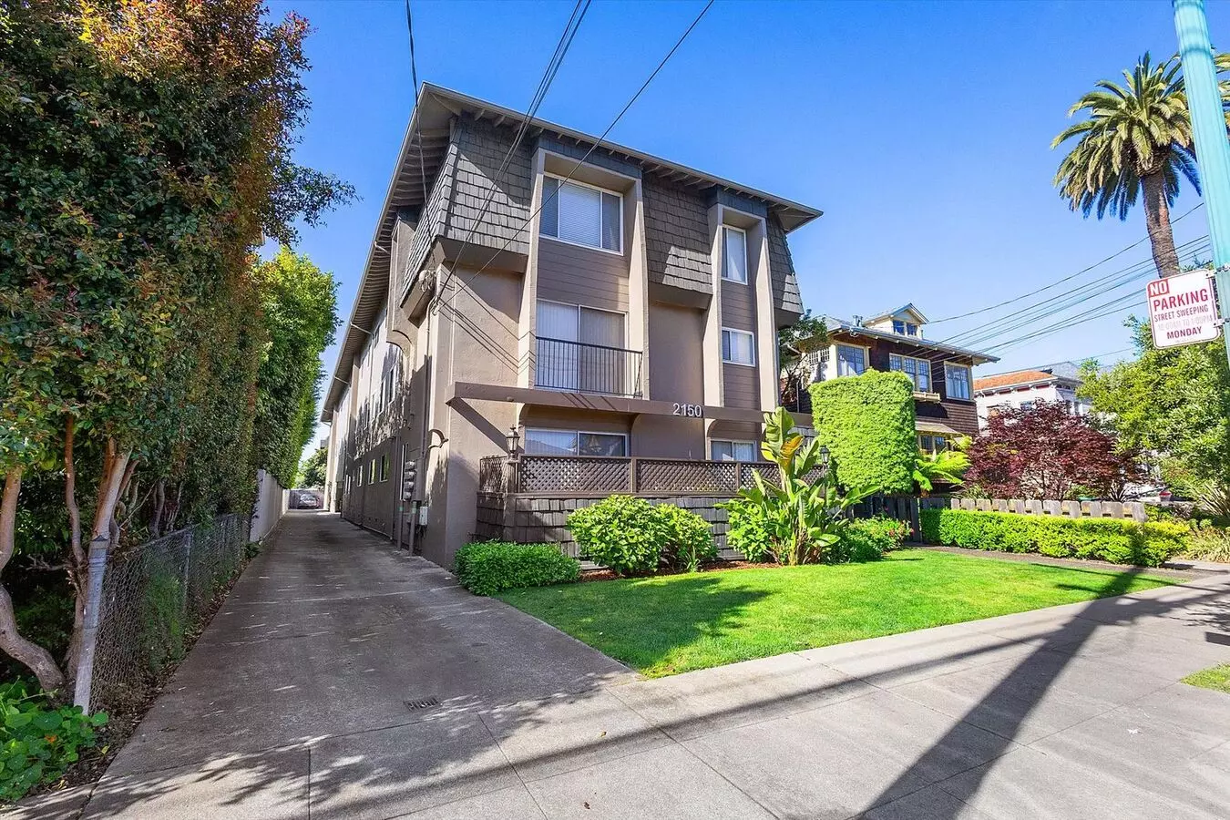 2150 Santa Clara Ave #g photo 2
