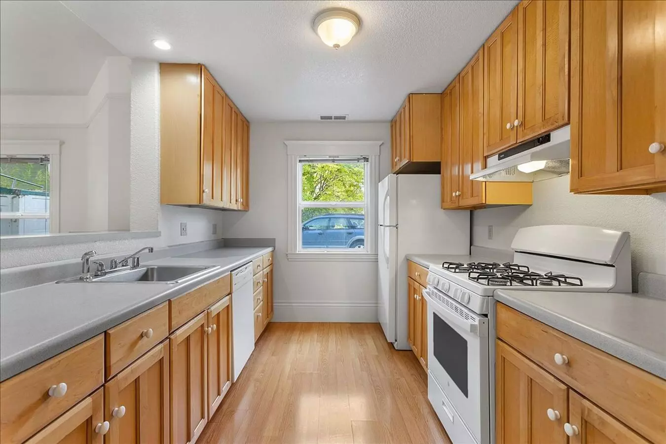 2162 Santa Clara Avenue, Alameda, CA 94501 photo 4