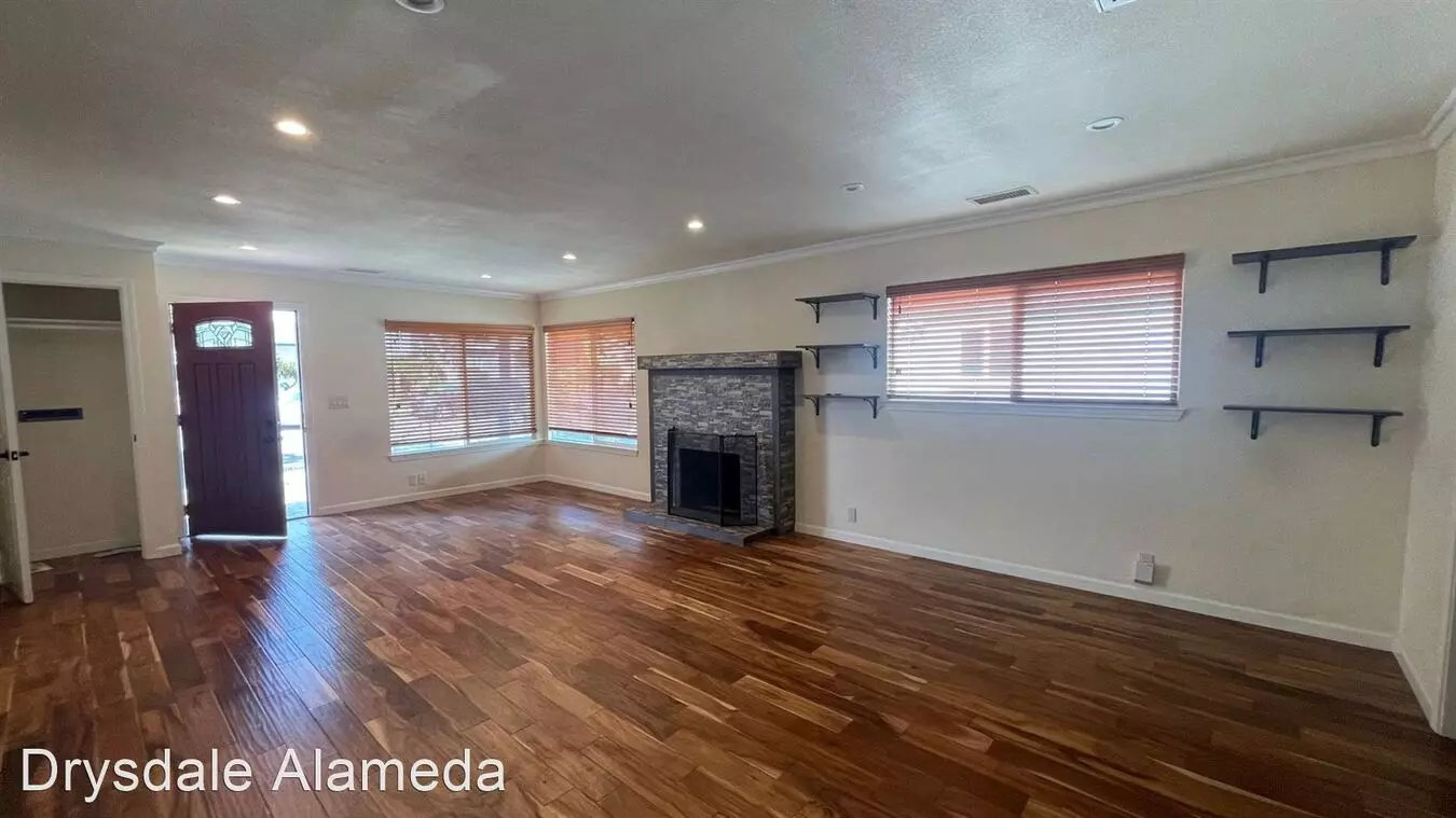 219 Beach Road, Alameda, CA 94502 photo 4