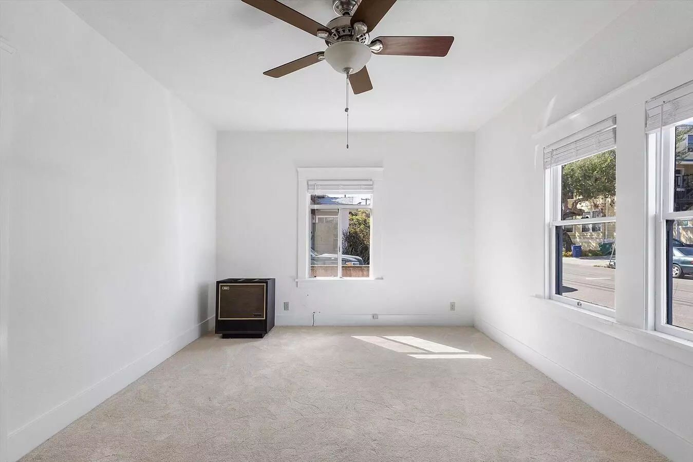 2312 San Antonio Ave - 1 Bedroom | 1 Bath photo 4