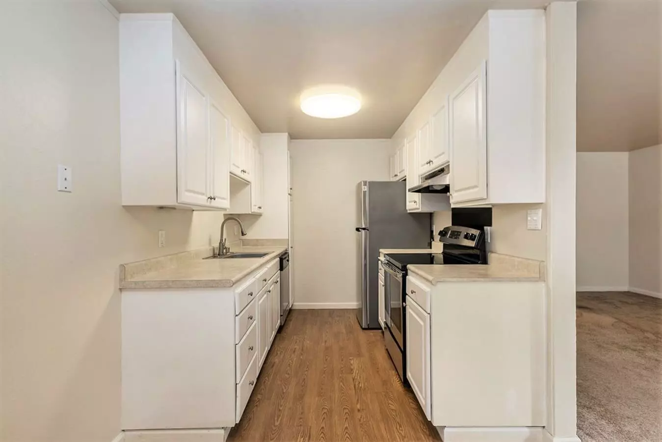 2608 Central Ave #b photo 4