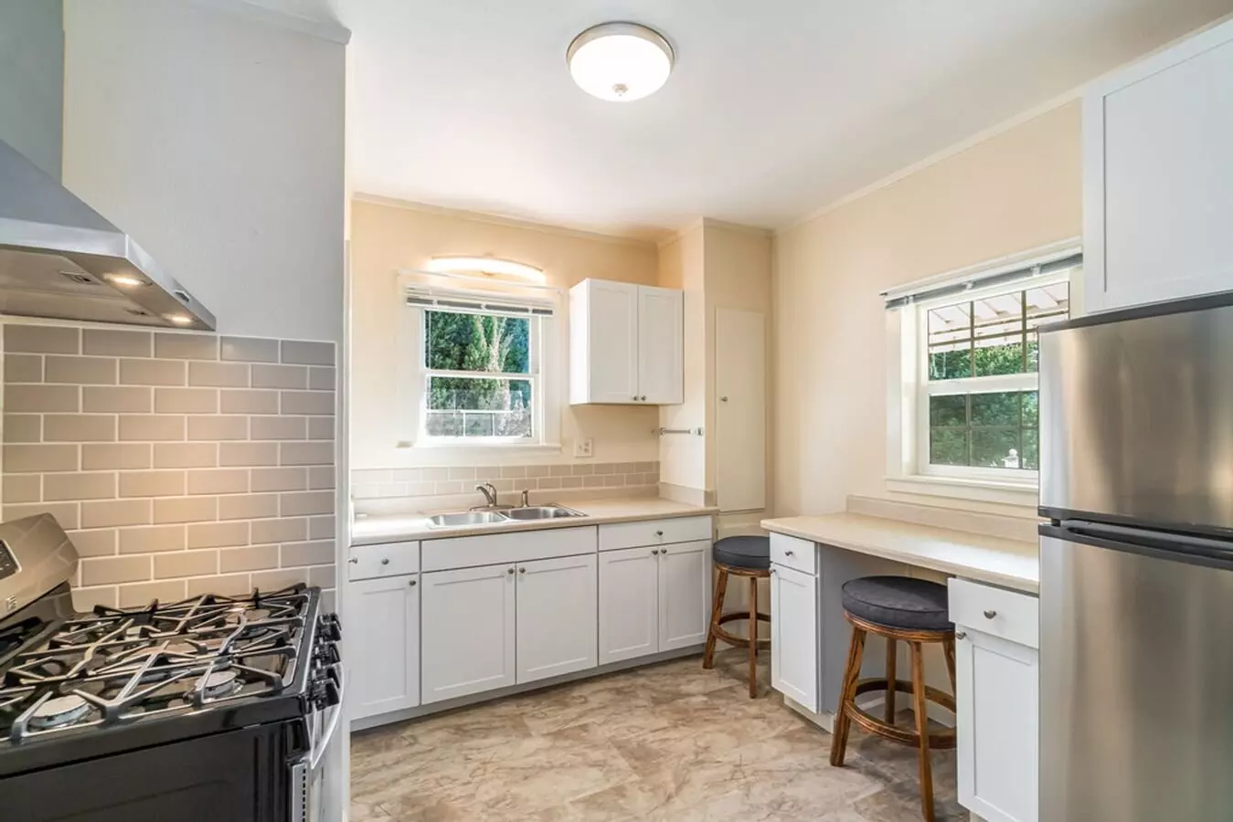 2811 Encinal Ave - LU photo 5