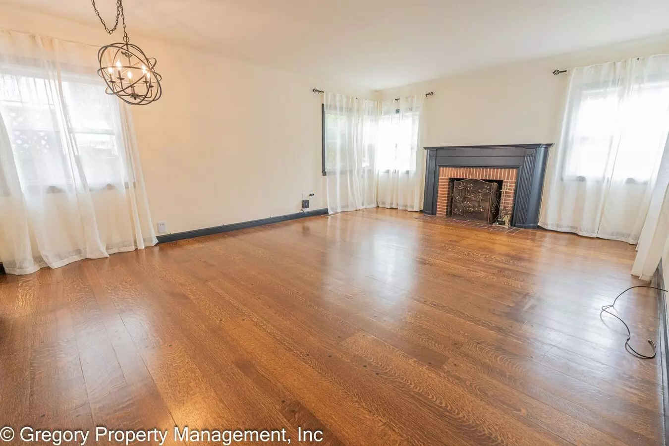 Beautiful Central Alameda Home With Bonus Room &amp; Ev Charging photo 4