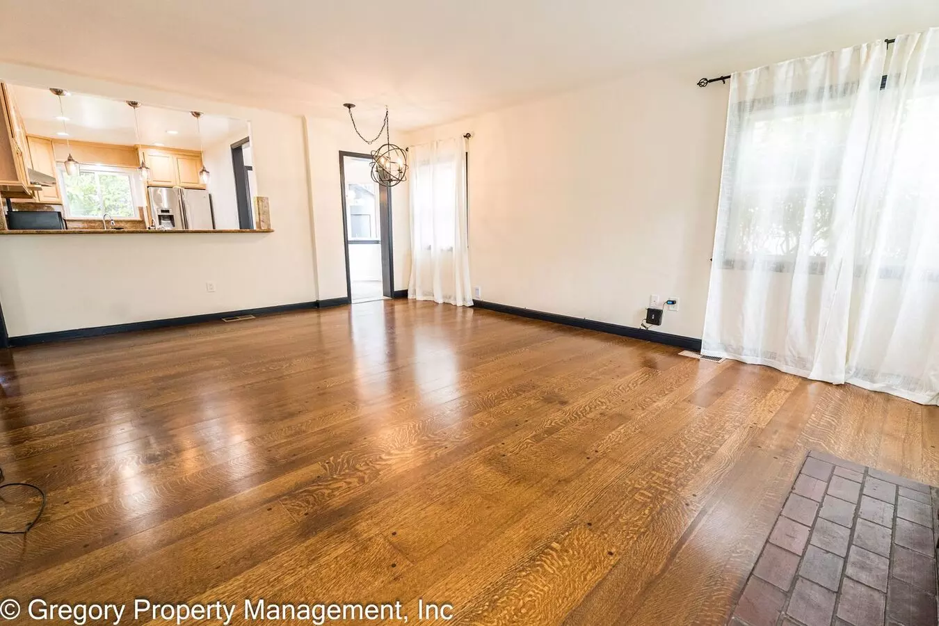 Beautiful Central Alameda Home With Bonus Room &amp; Ev Charging photo 2