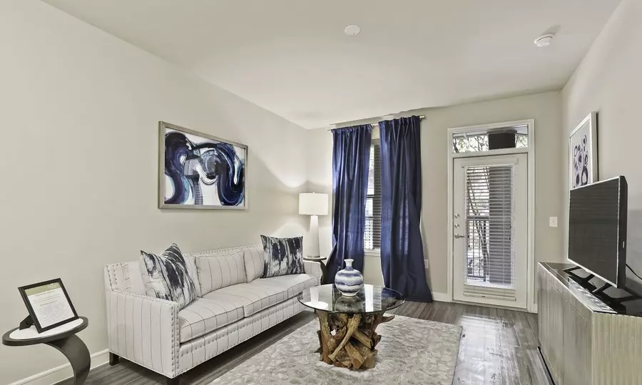 6 N Allen St photo 5