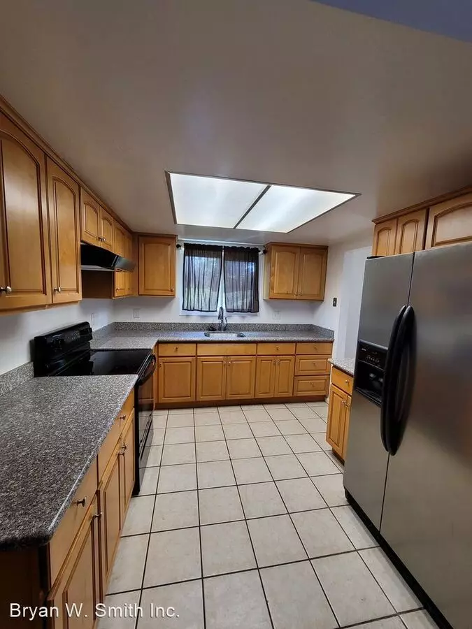 1239 Putnam Street, Antioch, CA 94509 photo 3