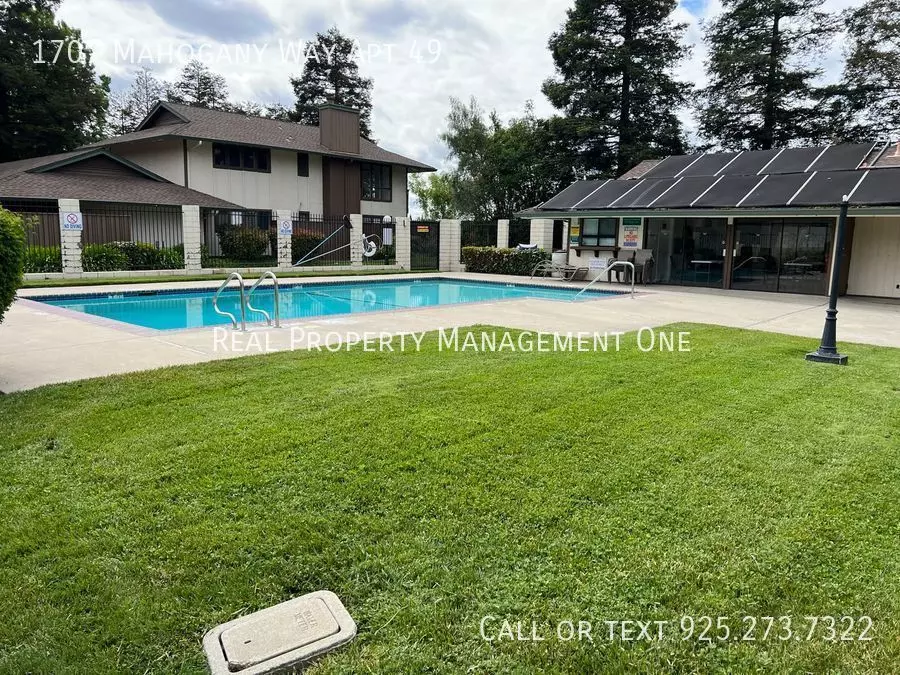 Beautiful Condo in Gated Community photo 5