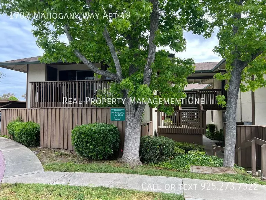 Beautiful Condo in Gated Community photo 3