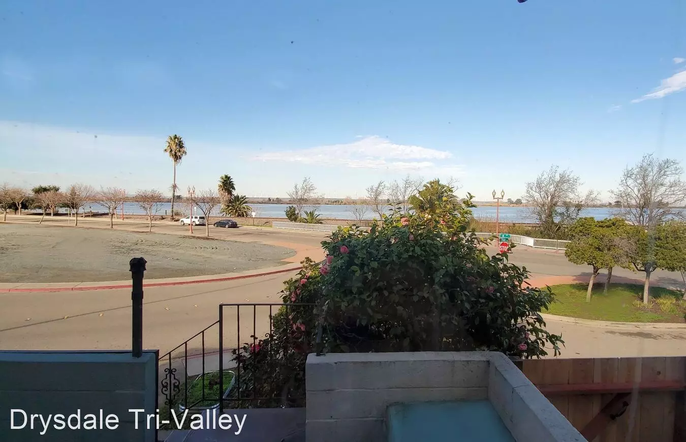 209 West 3rd Street, Antioch, CA 94509 photo 4