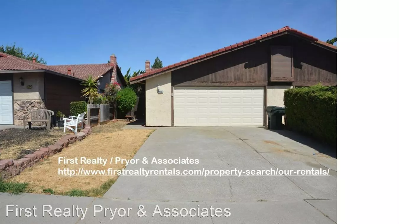 2522 Cathy Court #B photo 4