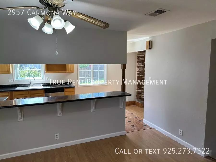 2957 Carmona Way, Antioch, CA 94509 photo 2