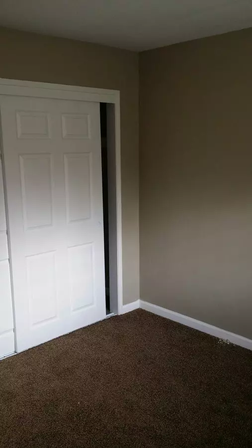 2BR/1BA floor plan