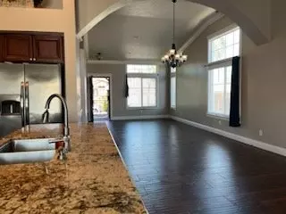 5057 Mesa Ridge Dr photo 2