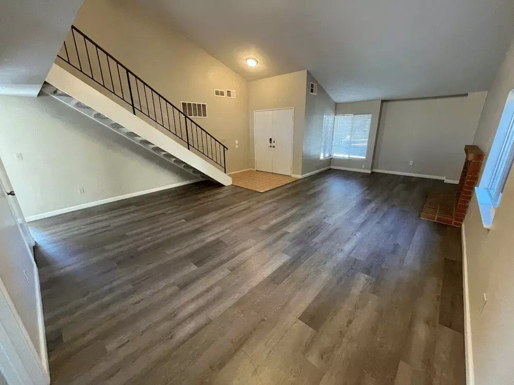 2917 Bluebonnet Ct photo 3