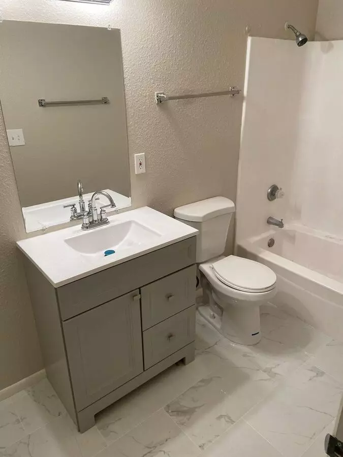 960 South Mara Drive, Apache Junction, AZ 85120 photo 3