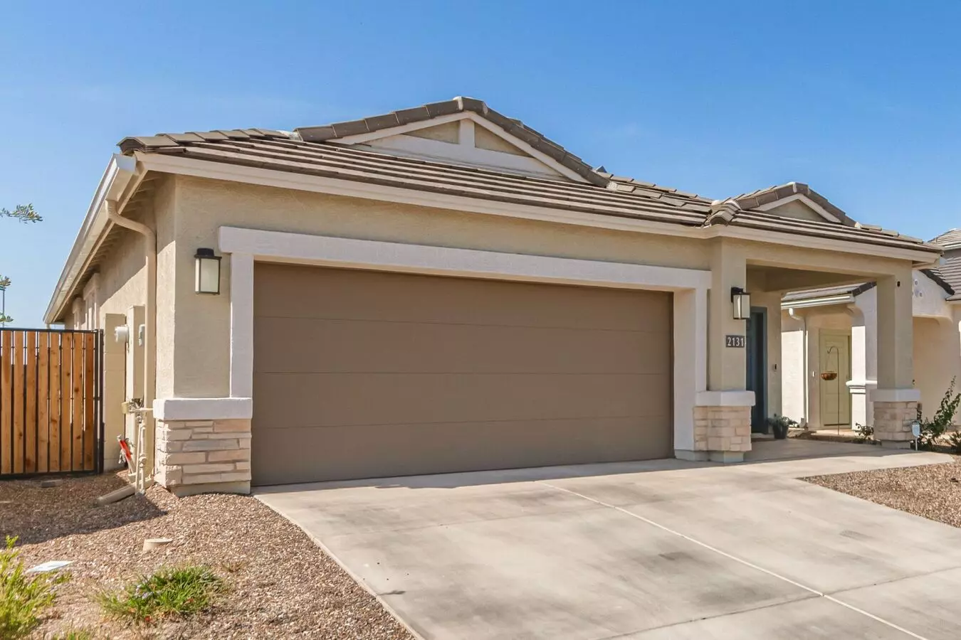 2131 West Shelly Avenue, Apache Junction, AZ 85120 photo 4