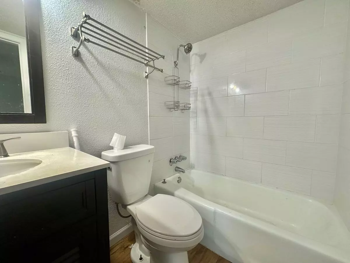 2205 Muroc Street, Austin, TX 78757 photo 4