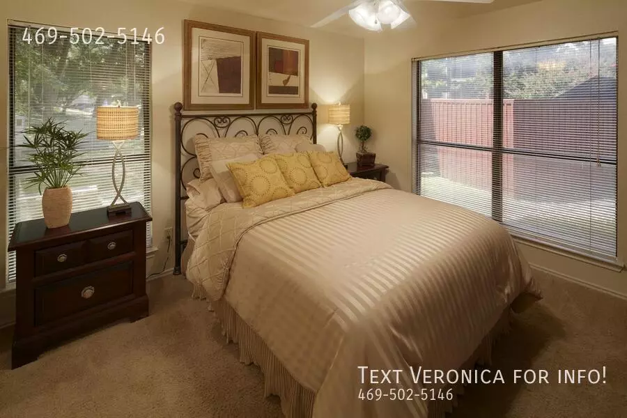 10601 Morado Circle, Austin, TX 78759 photo 2