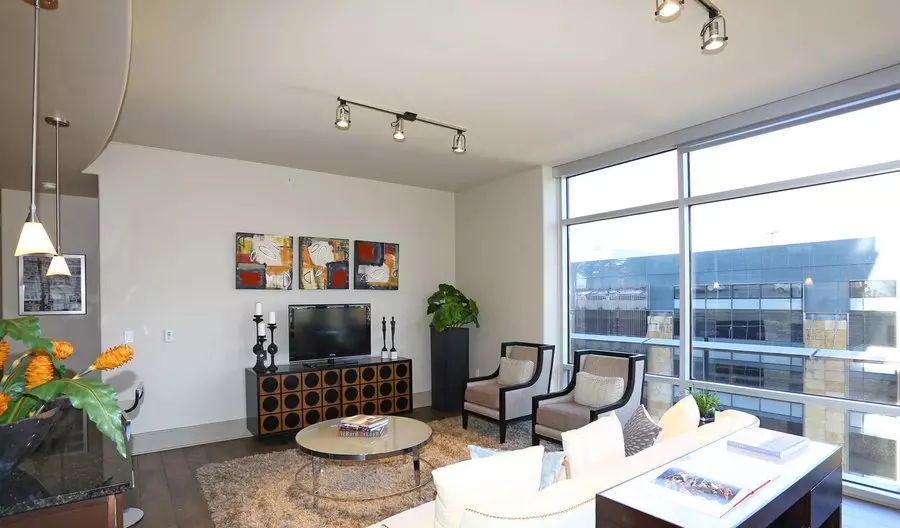 107 Colorado Street, Austin, TX 78701 photo 4