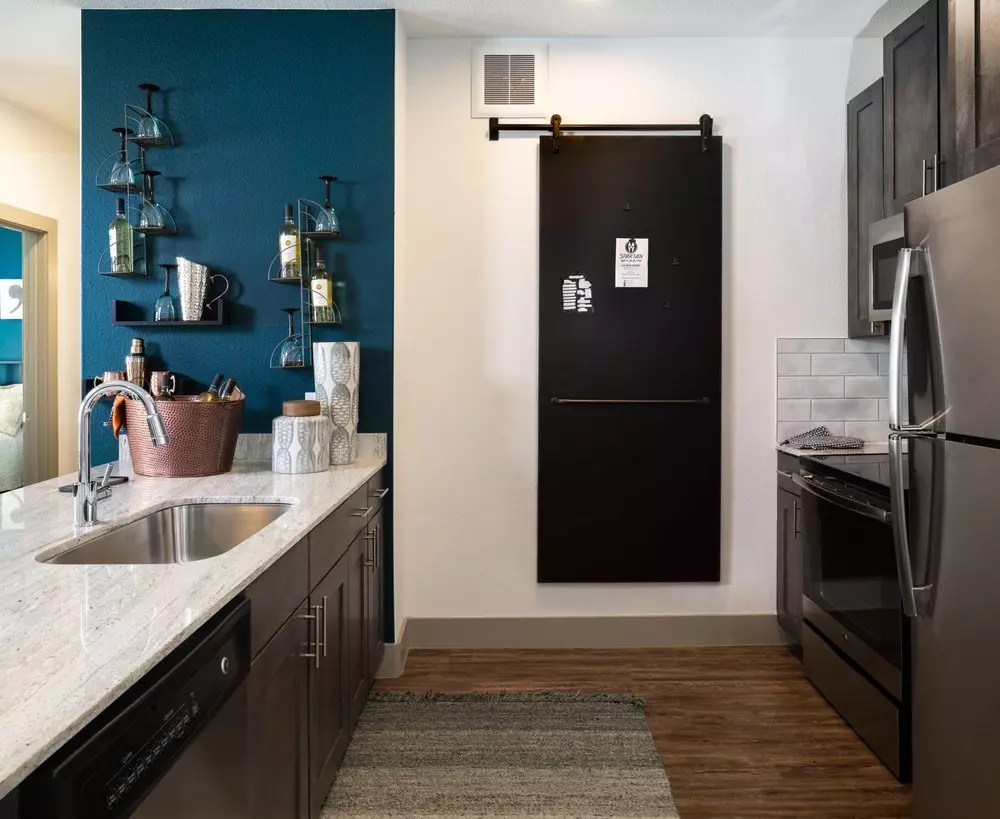 1210 East 5th Street, Austin, TX 78702 photo 2