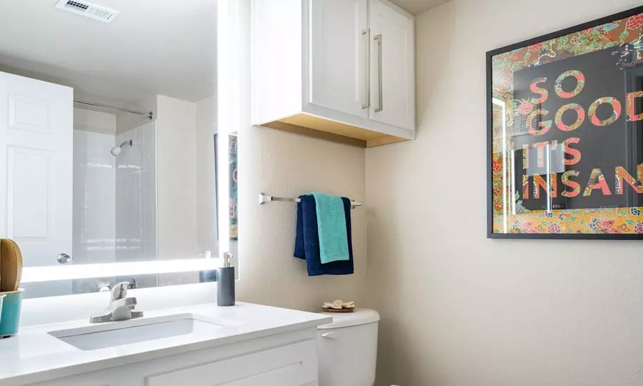 1307 Crossing Place, Austin, TX 78741 photo 3