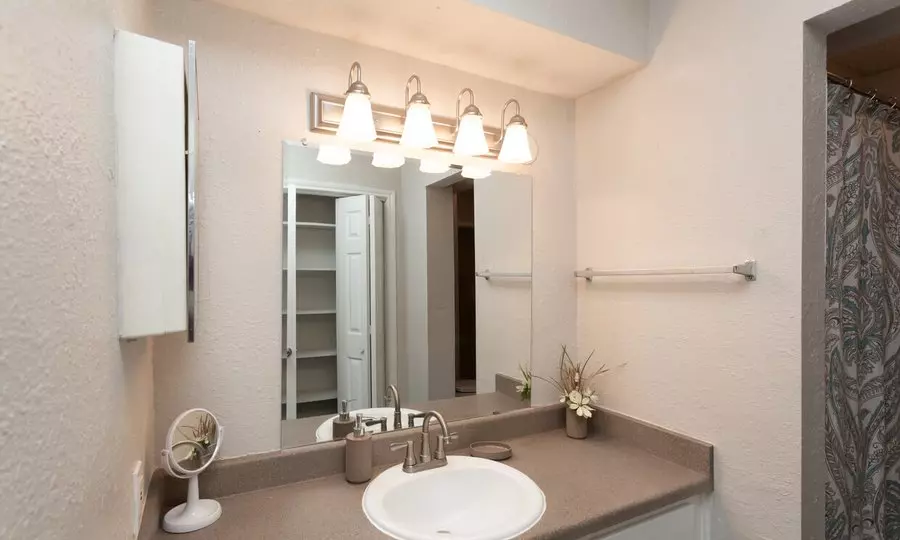 1506 East Riverside Drive, Austin, TX 78741 photo 5
