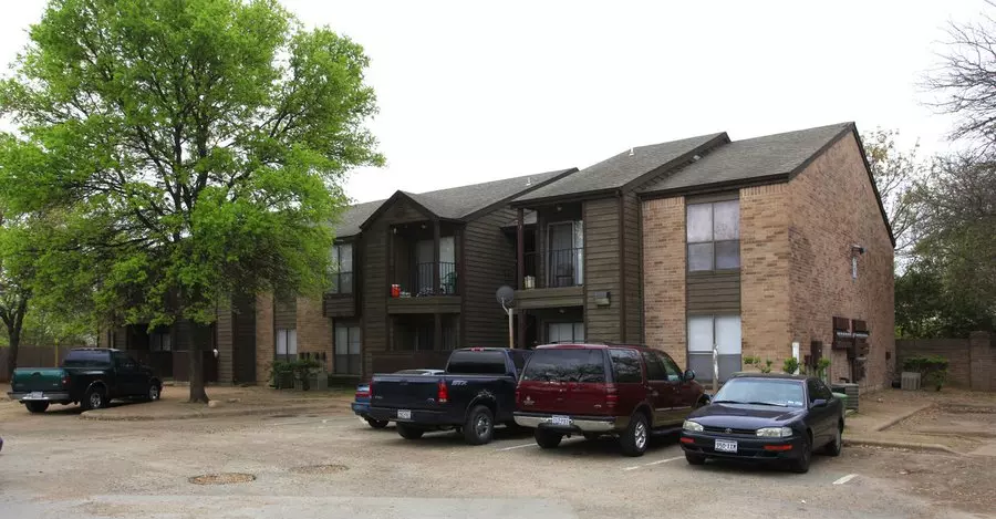 1607 East Anderson Lane, Austin, TX 78752 photo 5