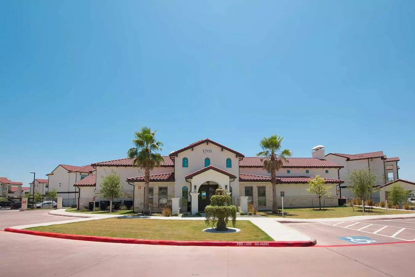 1700 South Heatherwilde Boulevard, Pflugerville, TX 78660 photo 4