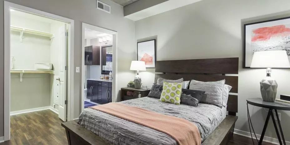 1718 Toomey Road, Austin, TX 78704 photo 3