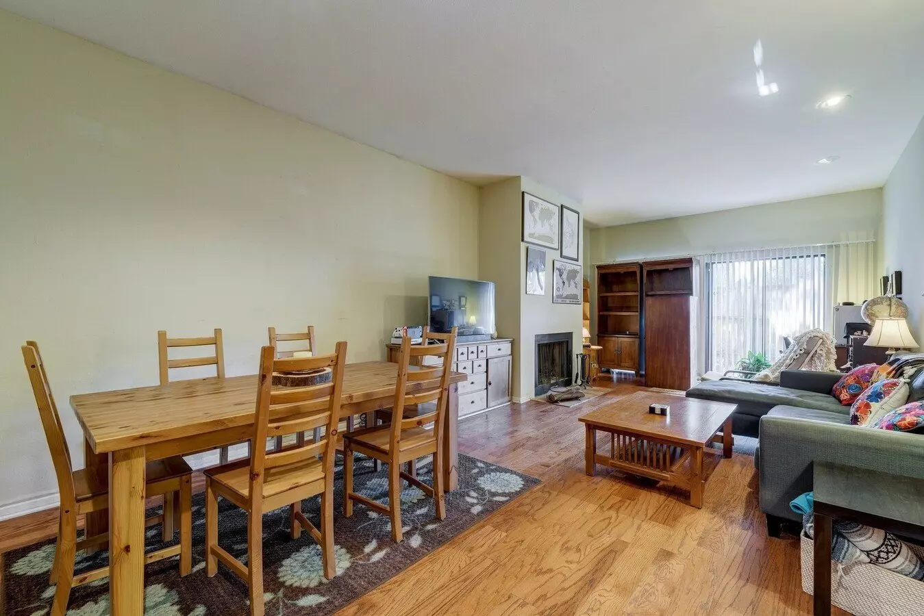 409 East 38th Street, Austin, TX 78705 photo 2