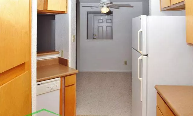 2110 East Anderson Lane, Austin, TX 78752 photo 3