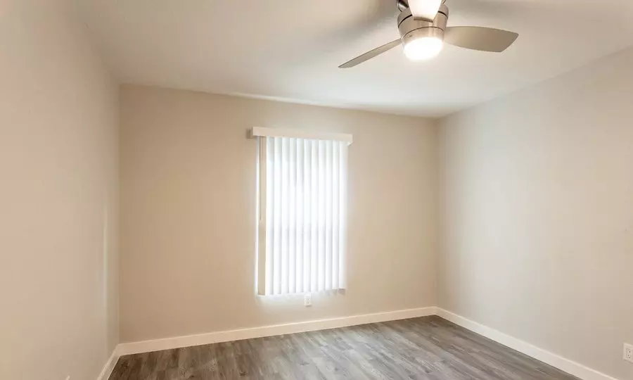 212 West 38th Street, Austin, TX 78705 photo 4