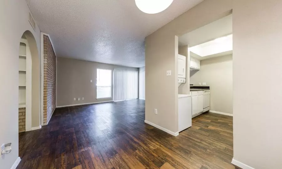 228 East Riverside Drive, Austin, TX 78704 photo 4