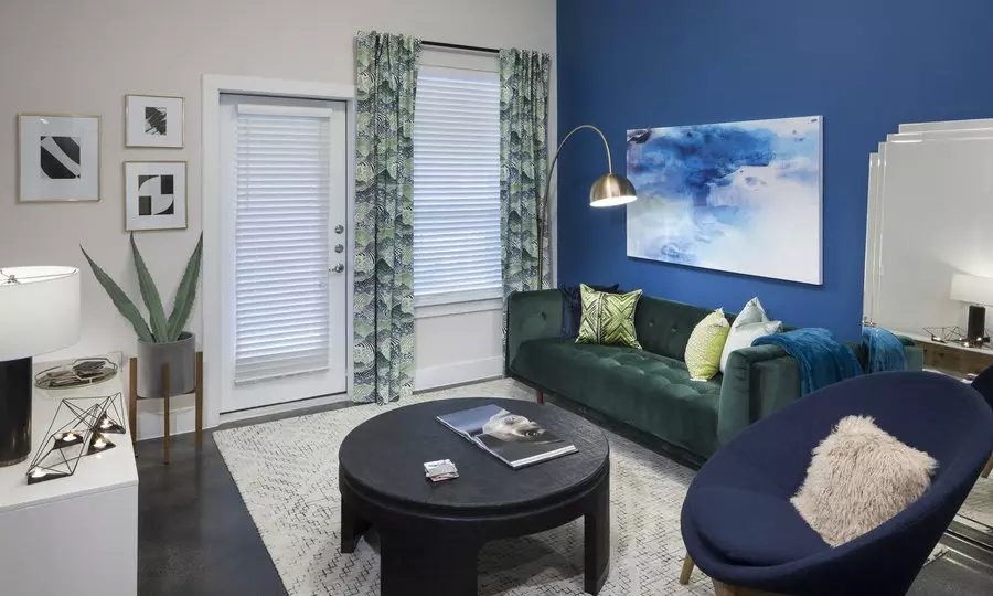 2406 East 6th Street, Austin, TX 78702 photo 3